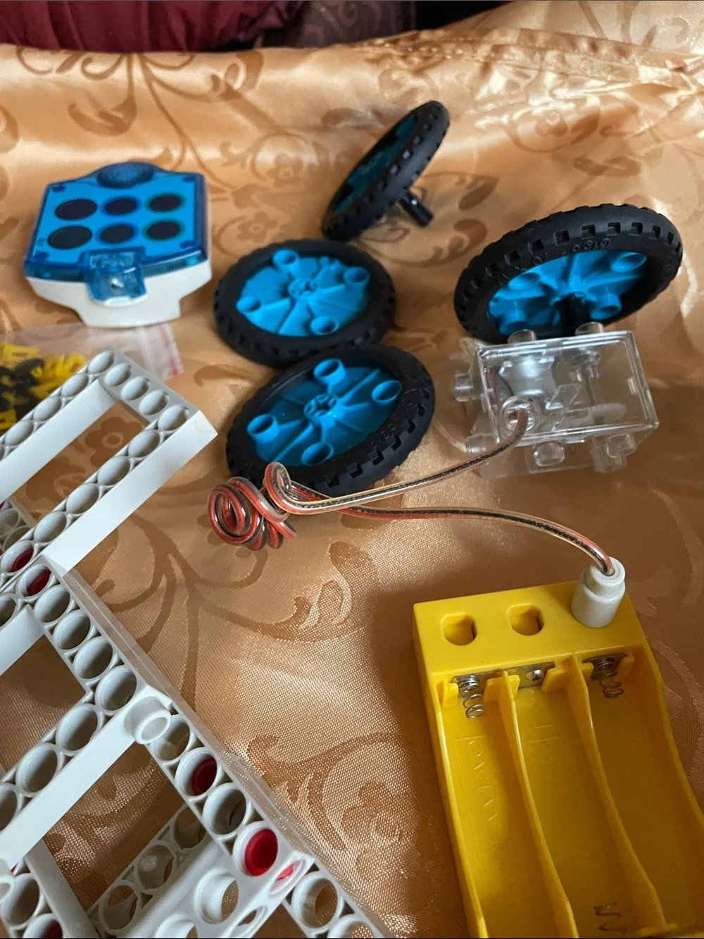 Thames & Kosmos loose technic